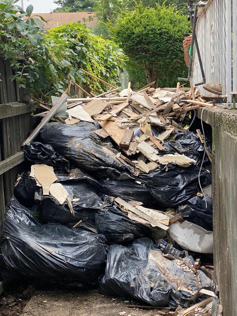 Junk removal job